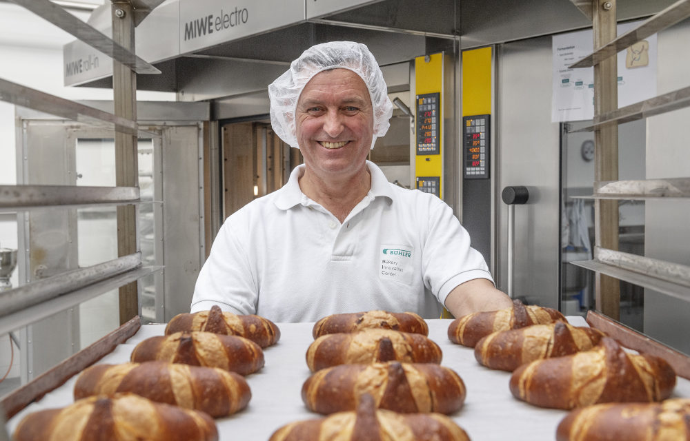 MORE AUTOMATION IN BAKED GOODS PACKAGING